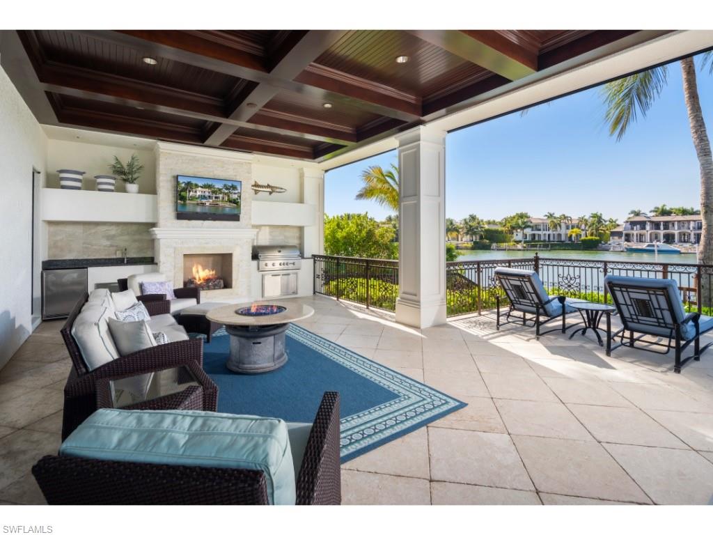 3520 Gin Lane Naples, FL 34102 - Photo 15 of 23