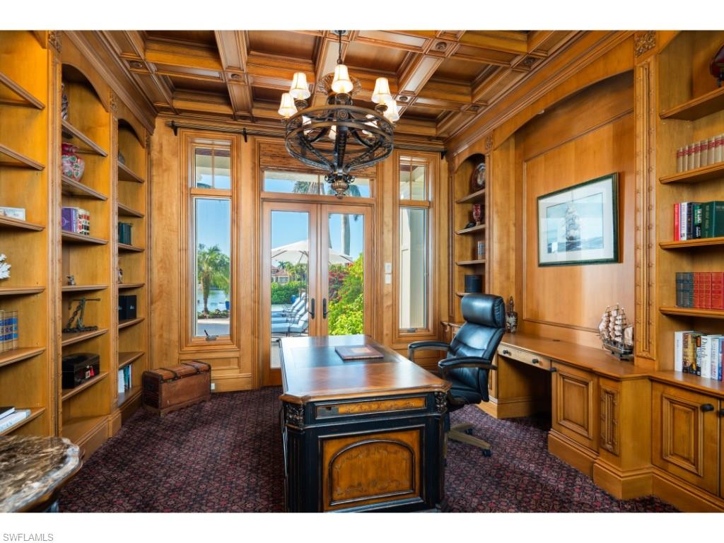 3520 Gin Lane Naples, FL 34102 - Photo 7 of 23