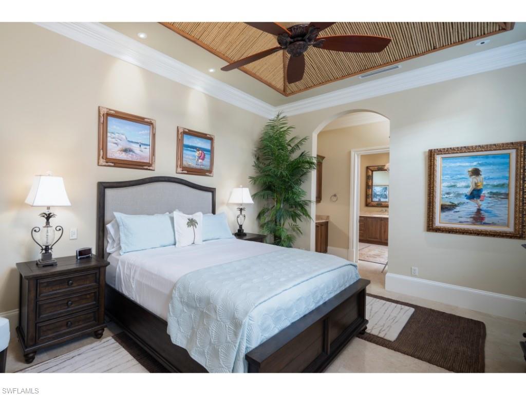 3520 Gin Lane Naples, FL 34102 - Photo 10 of 23