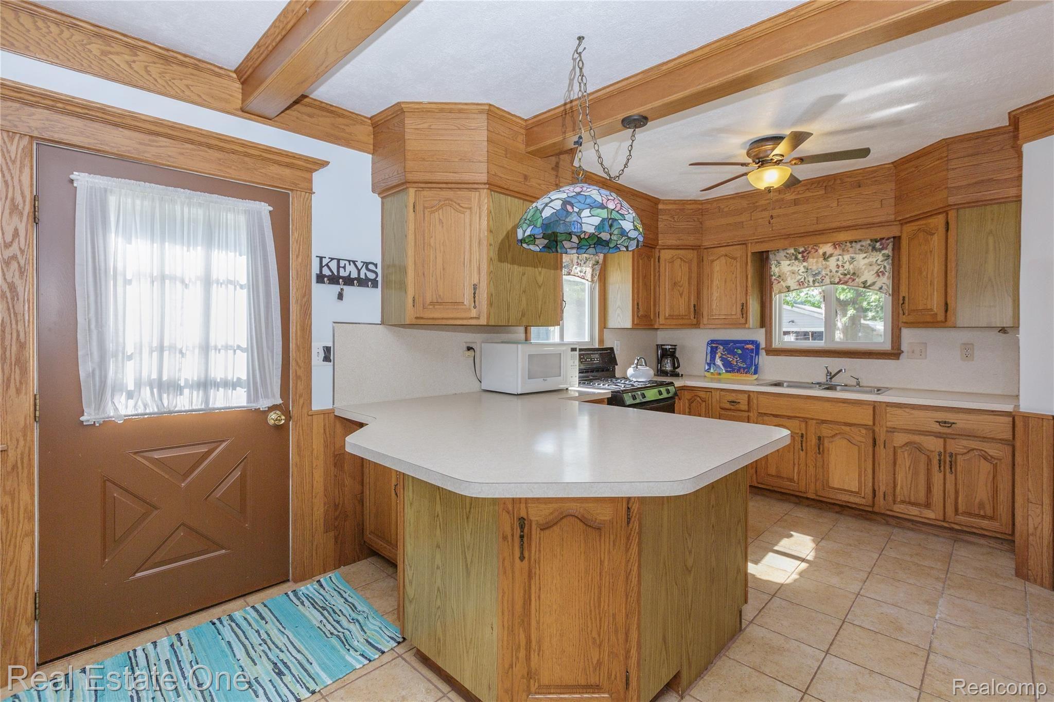613 Gravel Ridge Road Leonard, MI 48367 - Photo 16 of 23 2020.06