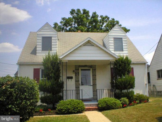 37 Clipper Road Essex, MD 21221 - Photo 1 of 8 Exterior (Main)