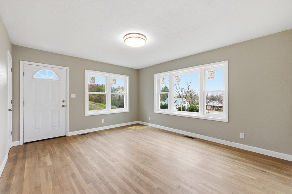 39 Justus Street Andrews, NC 28901 - Photo 9 of 40