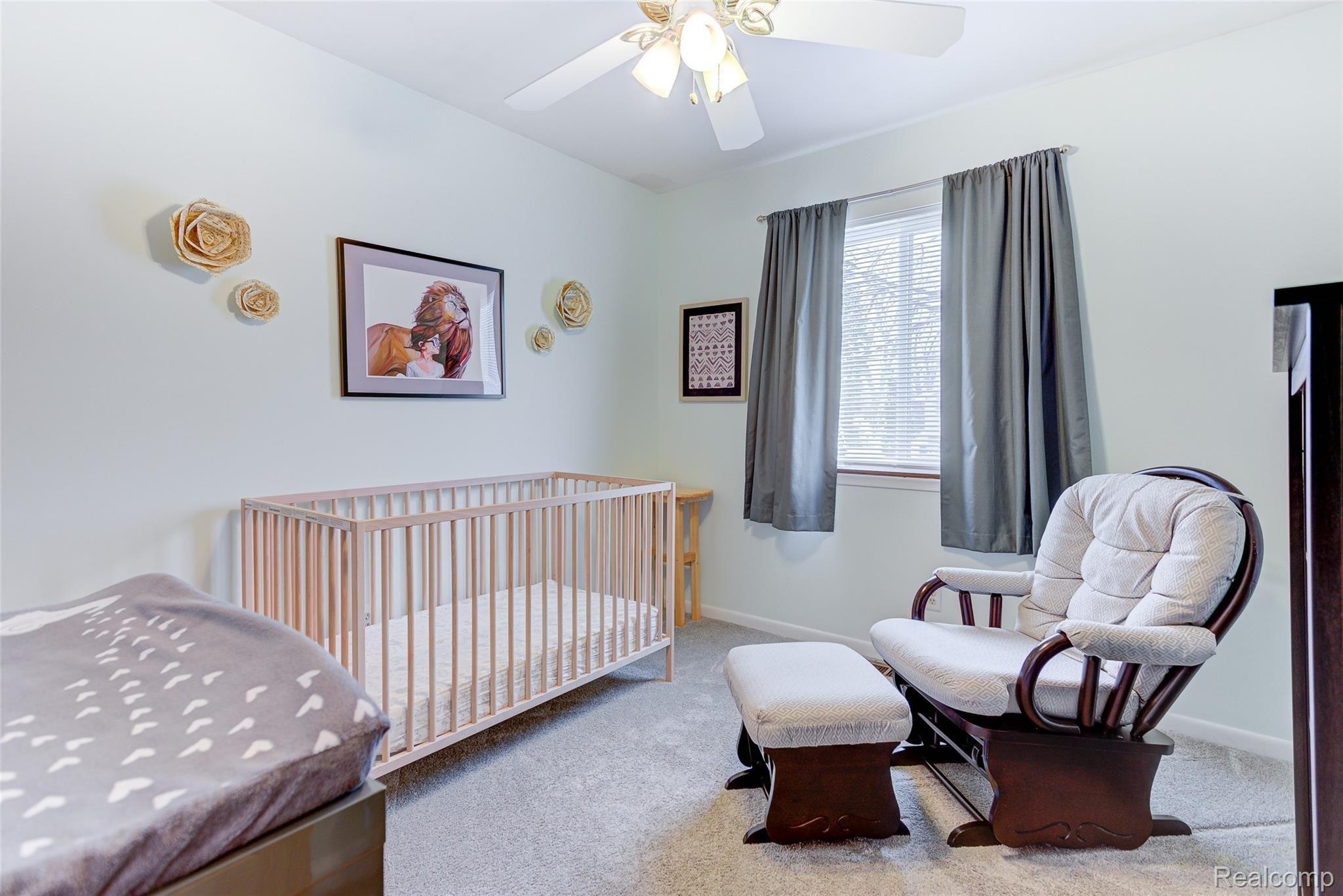 2455 Jones Road Waterford, MI 48327 - Photo 16 of 27 Bedroom