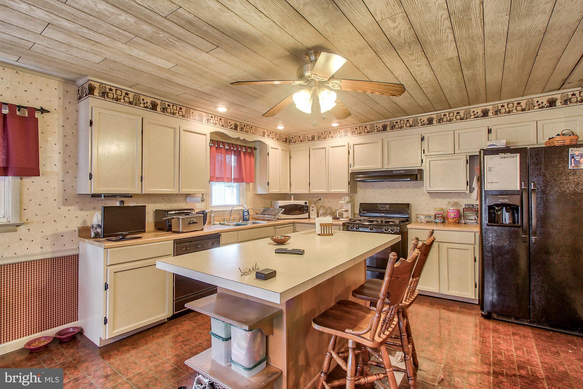 2245 Church Road York, PA 17408 - Photo 8 of 25