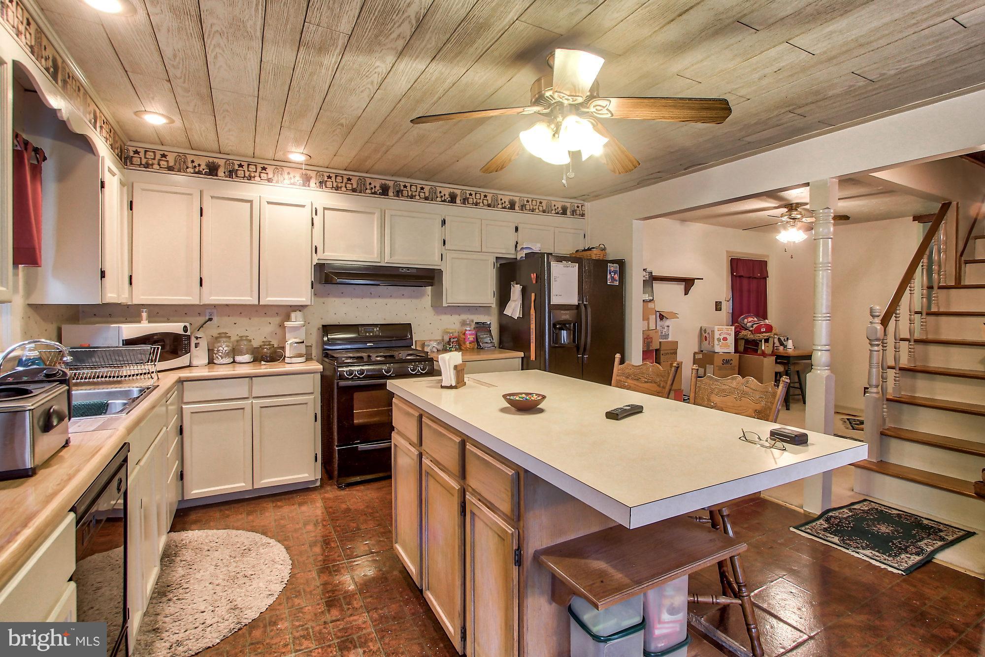 2245 Church Road York, PA 17408 - Photo 9 of 25