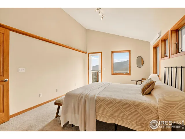 $840,500 | 575 Bulwark Ridge Drive, Glen Haven, CO 80532