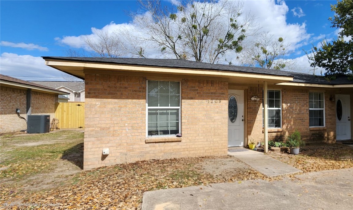 1209 Georgia Street College Station, TX 77840 - Photo 2 of 17