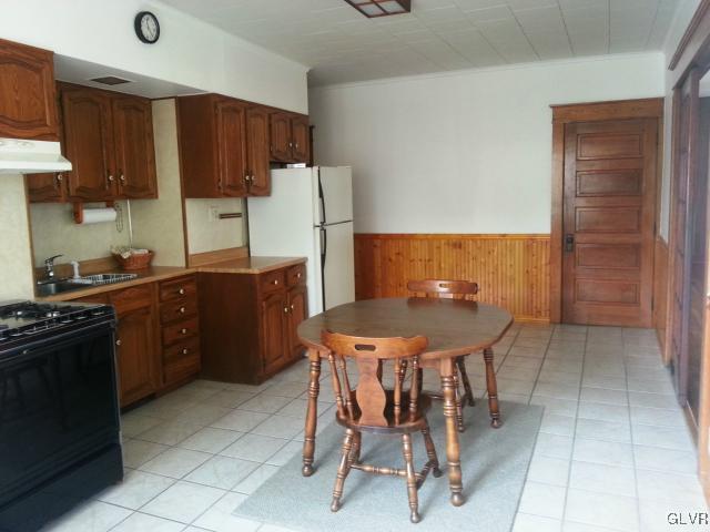 140 Maple Street Coplay, PA 18037 - Photo 4 of 15 Gallery Image 4