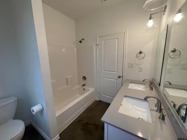 $1,500 | 6197 County Road 1143, Tyler, TX 75704