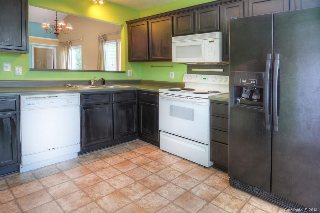 112 North Tanninger Road Mount Holly, NC 28120 - Photo 2 of 21