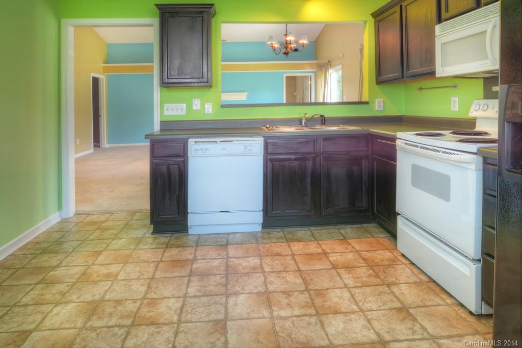 112 North Tanninger Road Mount Holly, NC 28120 - Photo 4 of 21