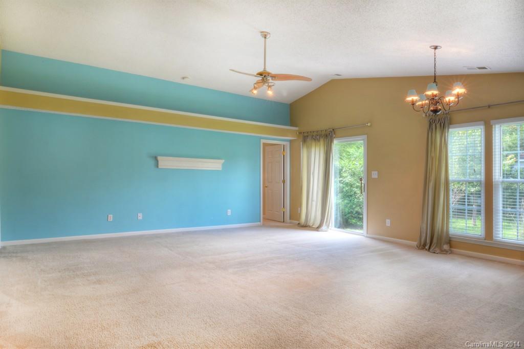 112 North Tanninger Road Mount Holly, NC 28120 - Photo 5 of 21