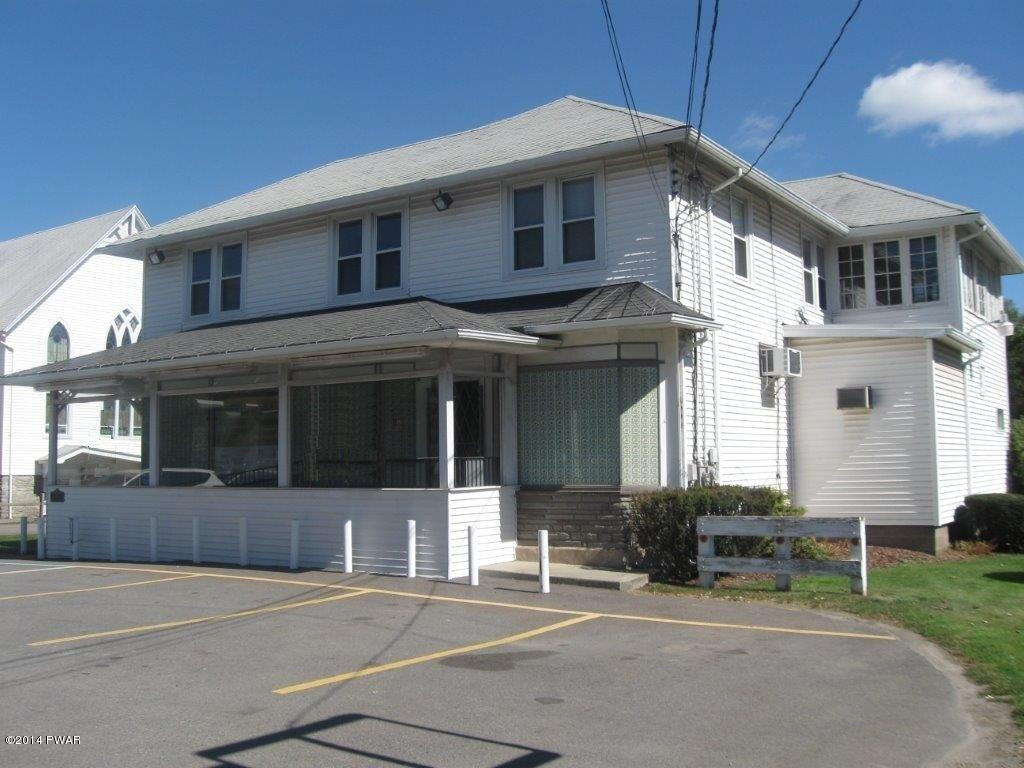 978 Main Street Newfoundland, PA 18445 - Photo 1 of 42