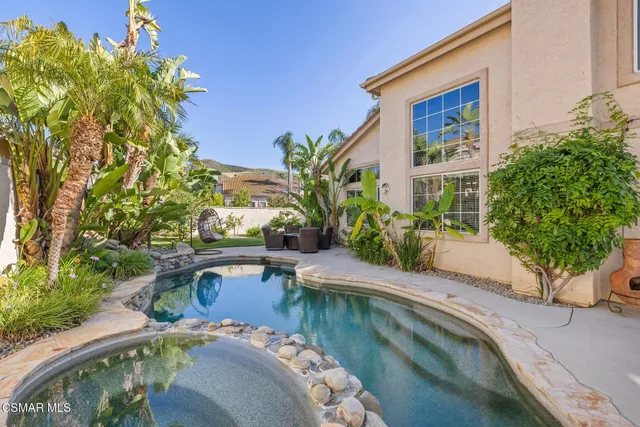 $1,100,000 | 1902 Winterdew Avenue, Simi Valley, CA 93065