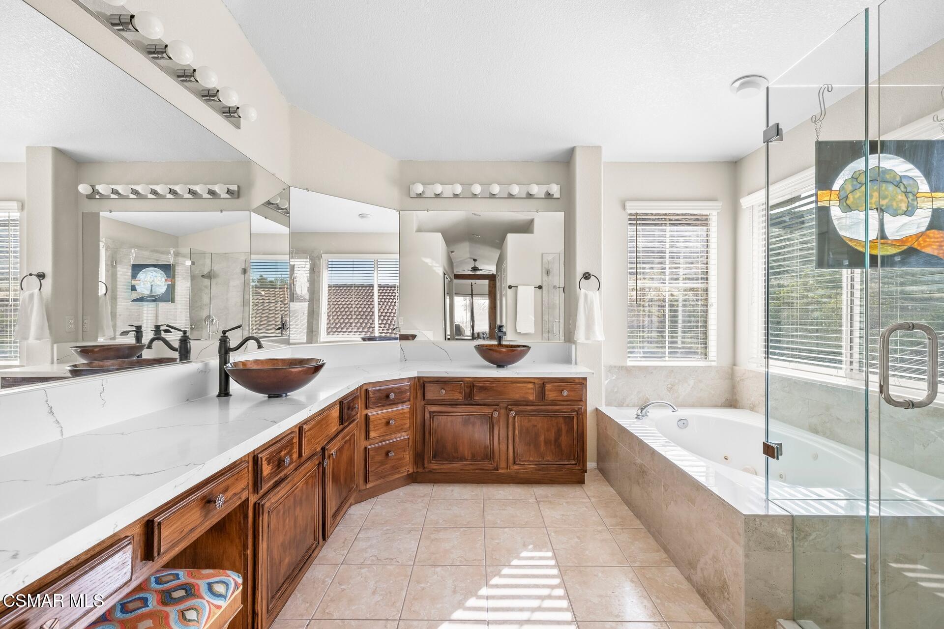 1902 Winterdew Avenue Simi Valley, CA 93065 - Photo 14 of 20 1902_WinterdewAve_12_1920px