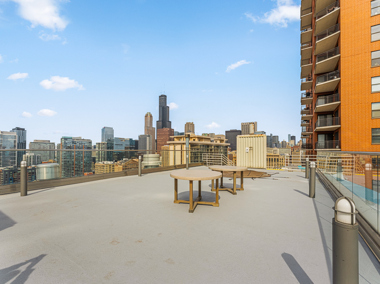 40 East 9th Street, Unit 1502 Chicago, IL 60605 - Photo 28 of 36