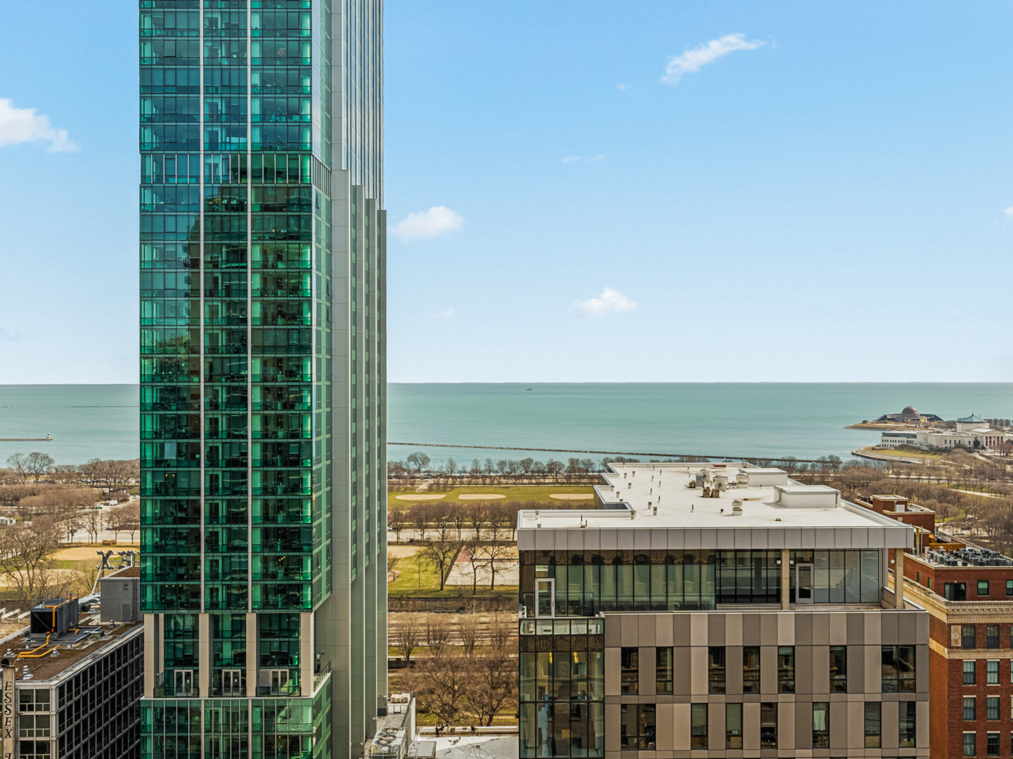 40 East 9th Street, Unit 1502 Chicago, IL 60605 - Photo 30 of 36 a view of a balcony with an ocean view