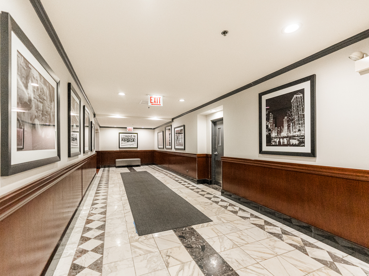 40 East 9th Street, Unit 1502 Chicago, IL 60605 - Photo 35 of 36