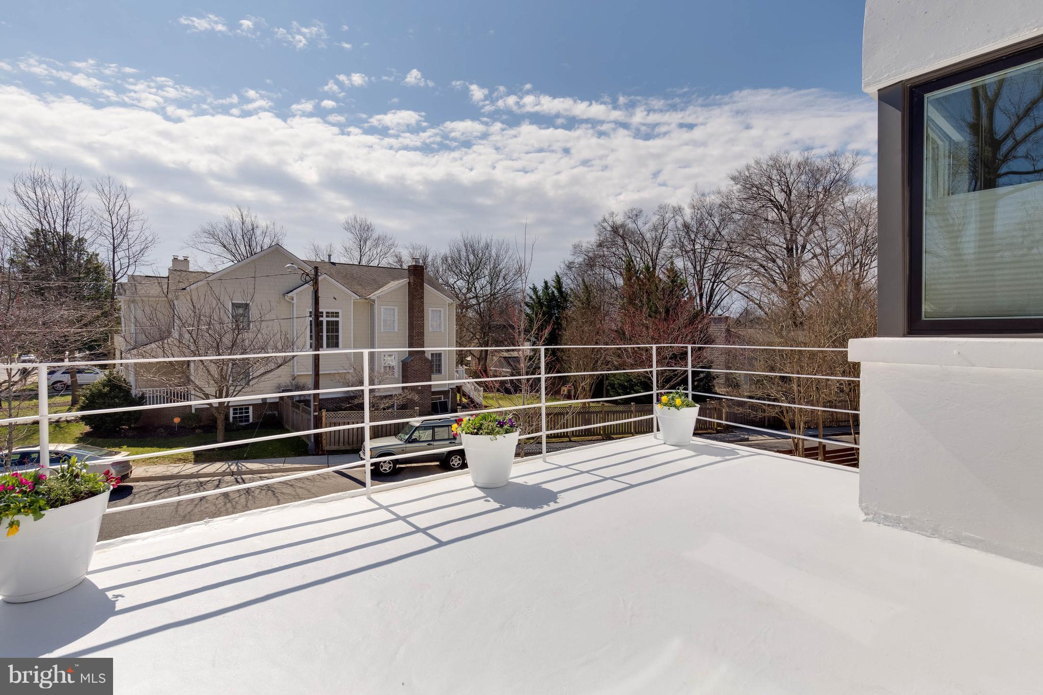 2800 Farm Road Alexandria, VA 22302 - Photo 20 of 29 Exterior (General)