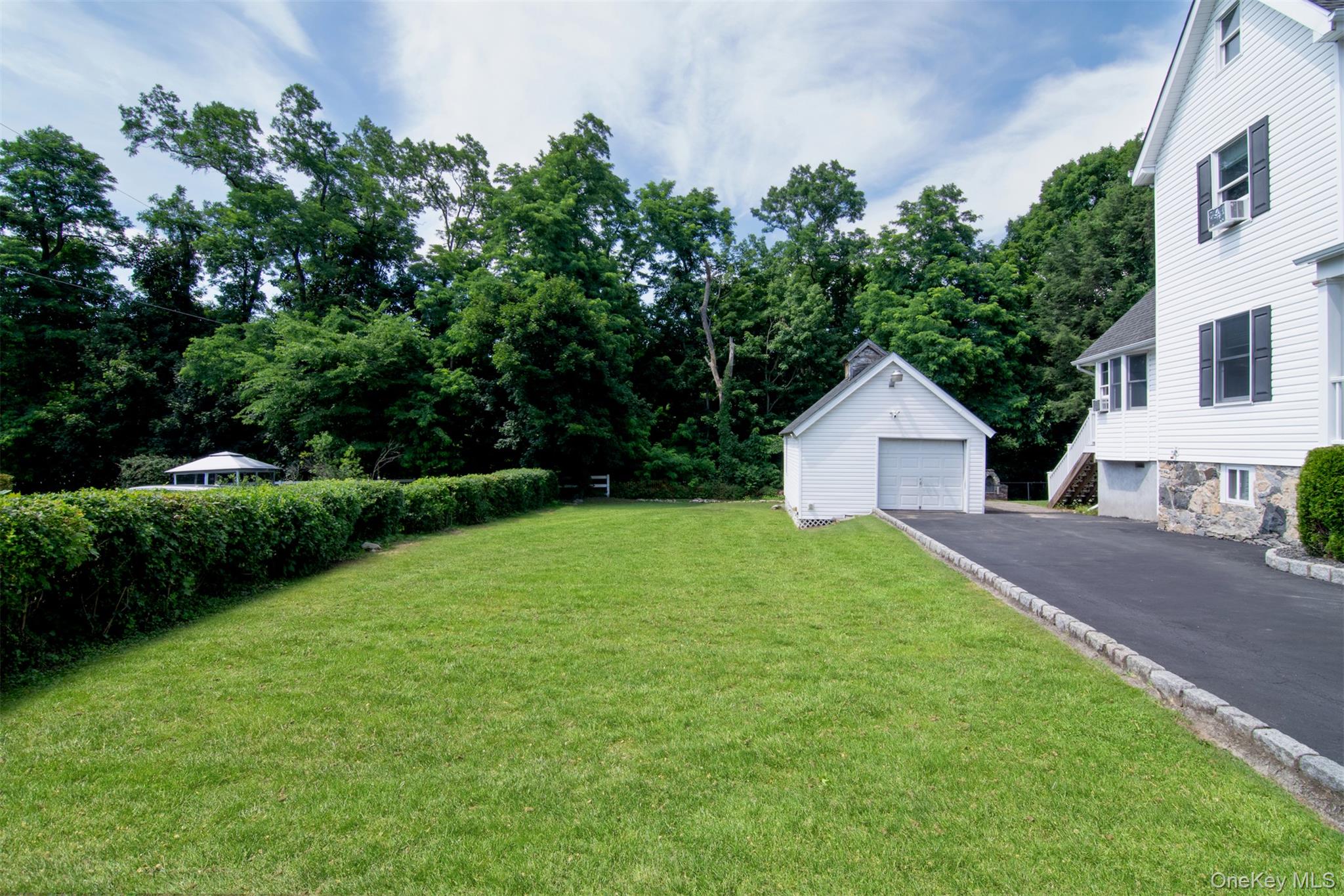 74 Oregon Road Cortlandt Manor, NY 10567 - Photo 28 of 36