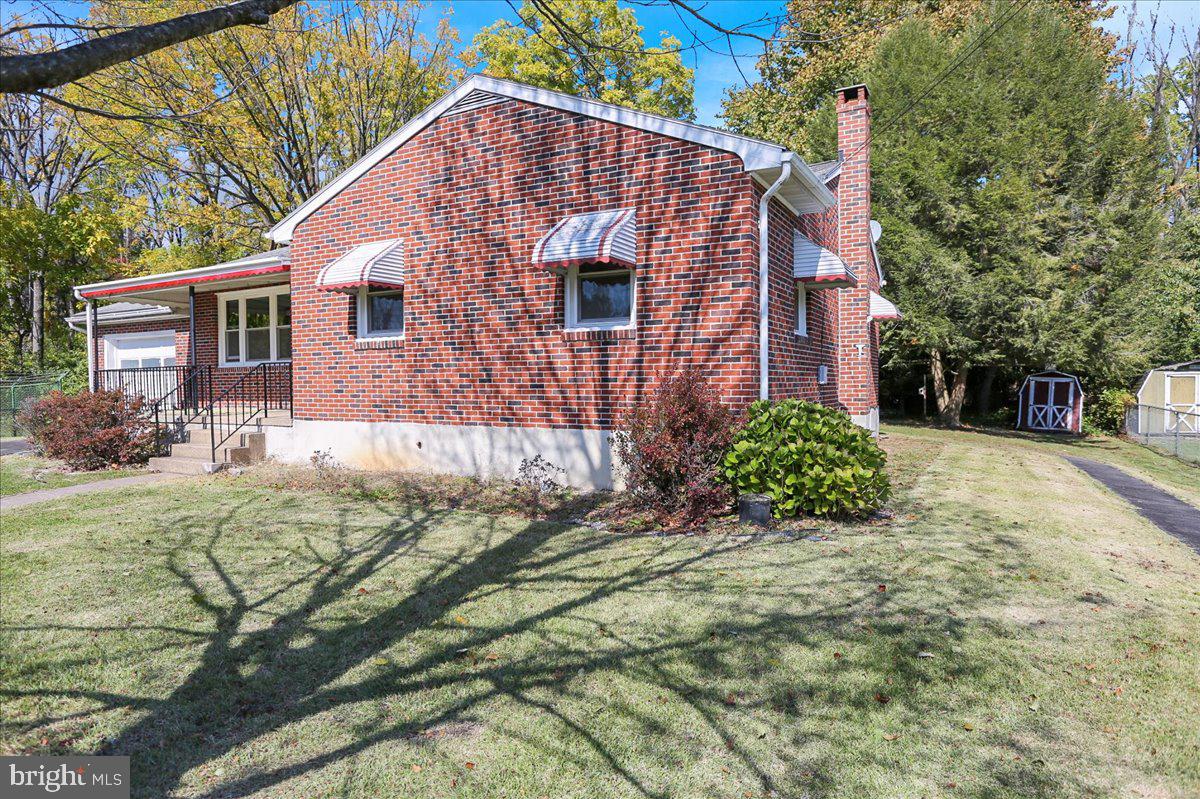 1709 Reservoir Road Reading, PA 19604 - Photo 4 of 29