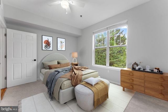 $556,000 | 1641 International Drive, Unit 315, McLean, VA 22102