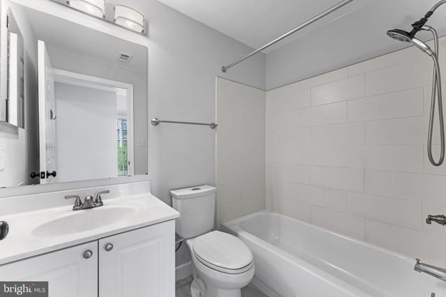 $556,000 | 1641 International Drive, Unit 315, McLean, VA 22102