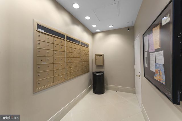 $556,000 | 1641 International Drive, Unit 315, McLean, VA 22102