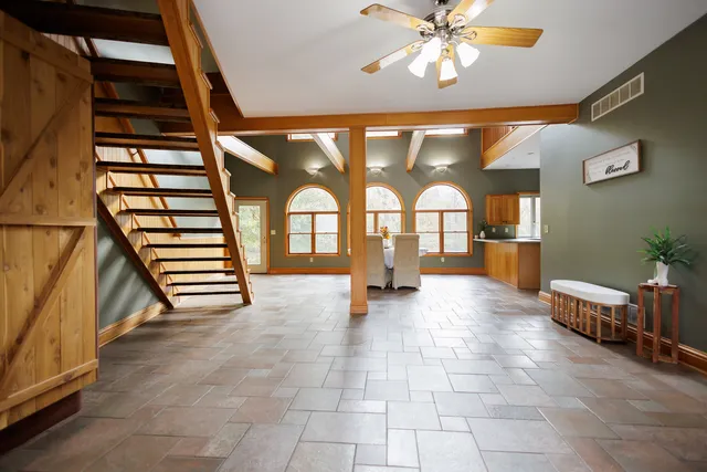 a view of an entryway