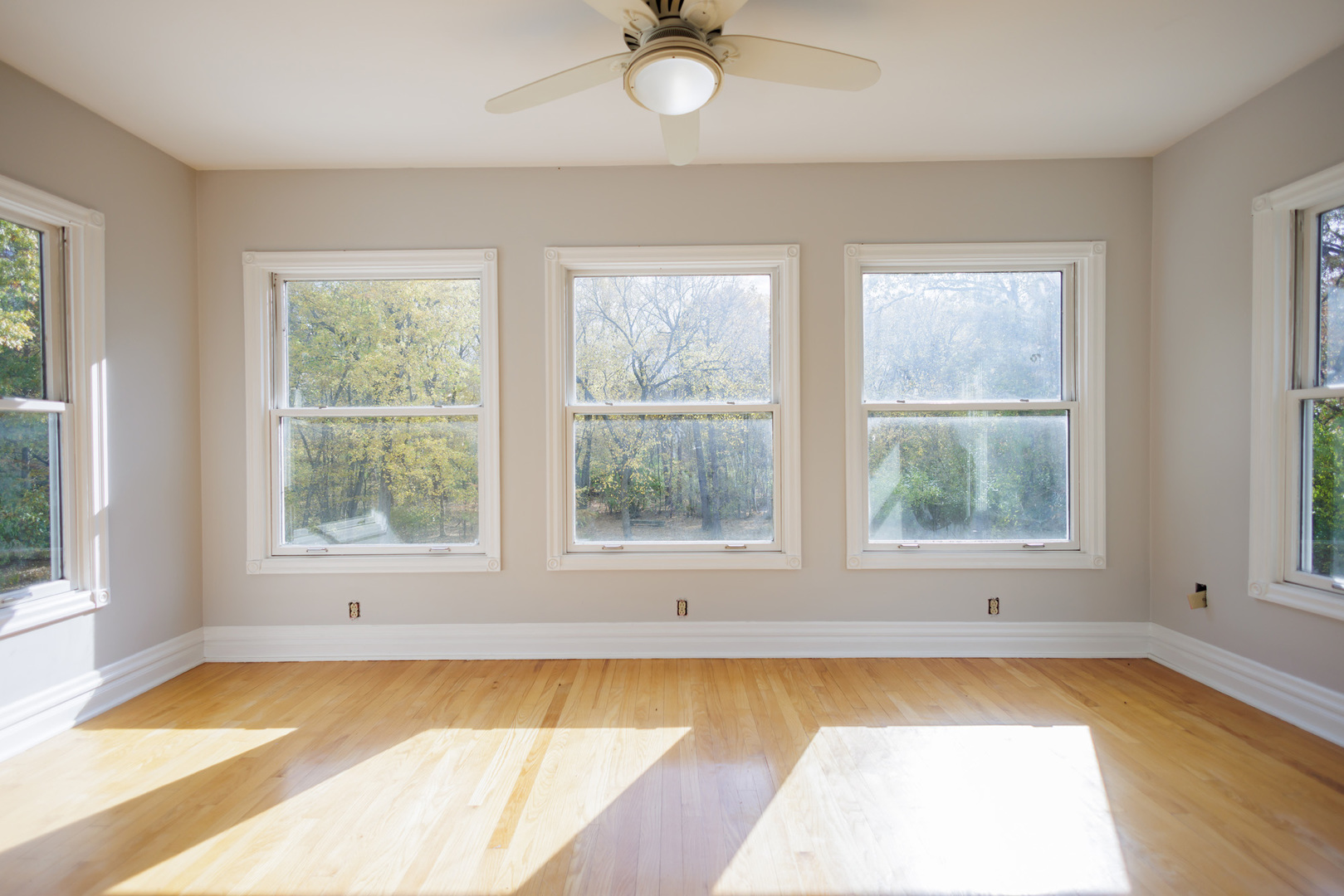 5034 East Boy Scout Road St. Anne, IL 60964 - Photo 38 of 50 an empty room with a window