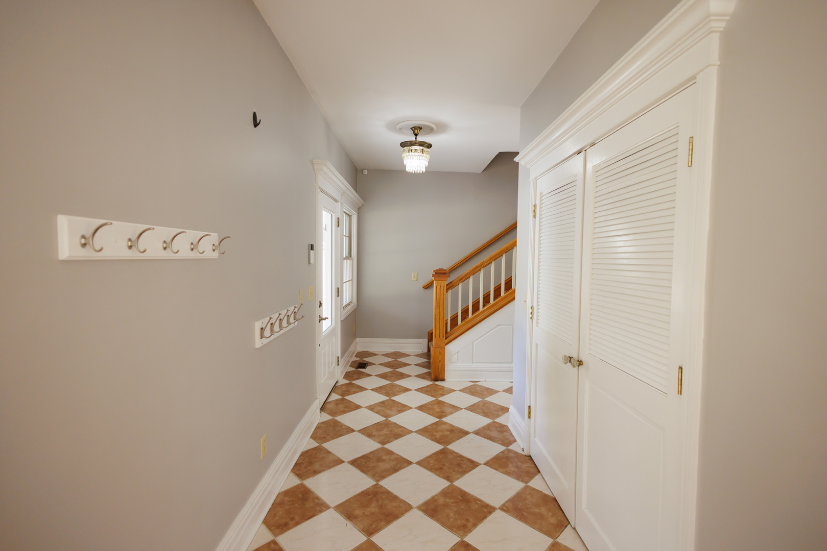 5034 East Boy Scout Road St. Anne, IL 60964 - Photo 8 of 50 a view of a hallway with a window