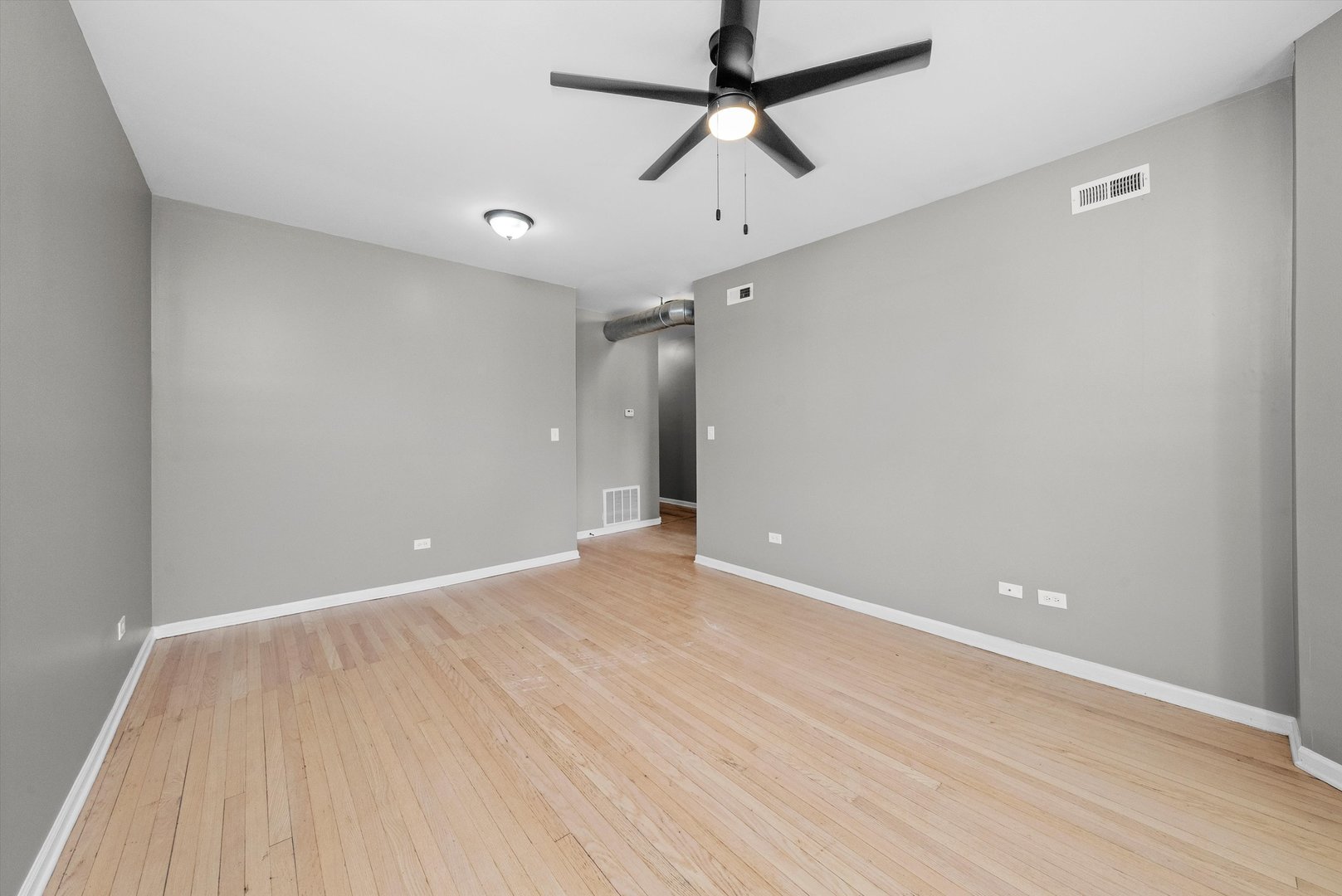 7127 South Normal Boulevard Chicago, IL 60621 - Photo 11 of 20