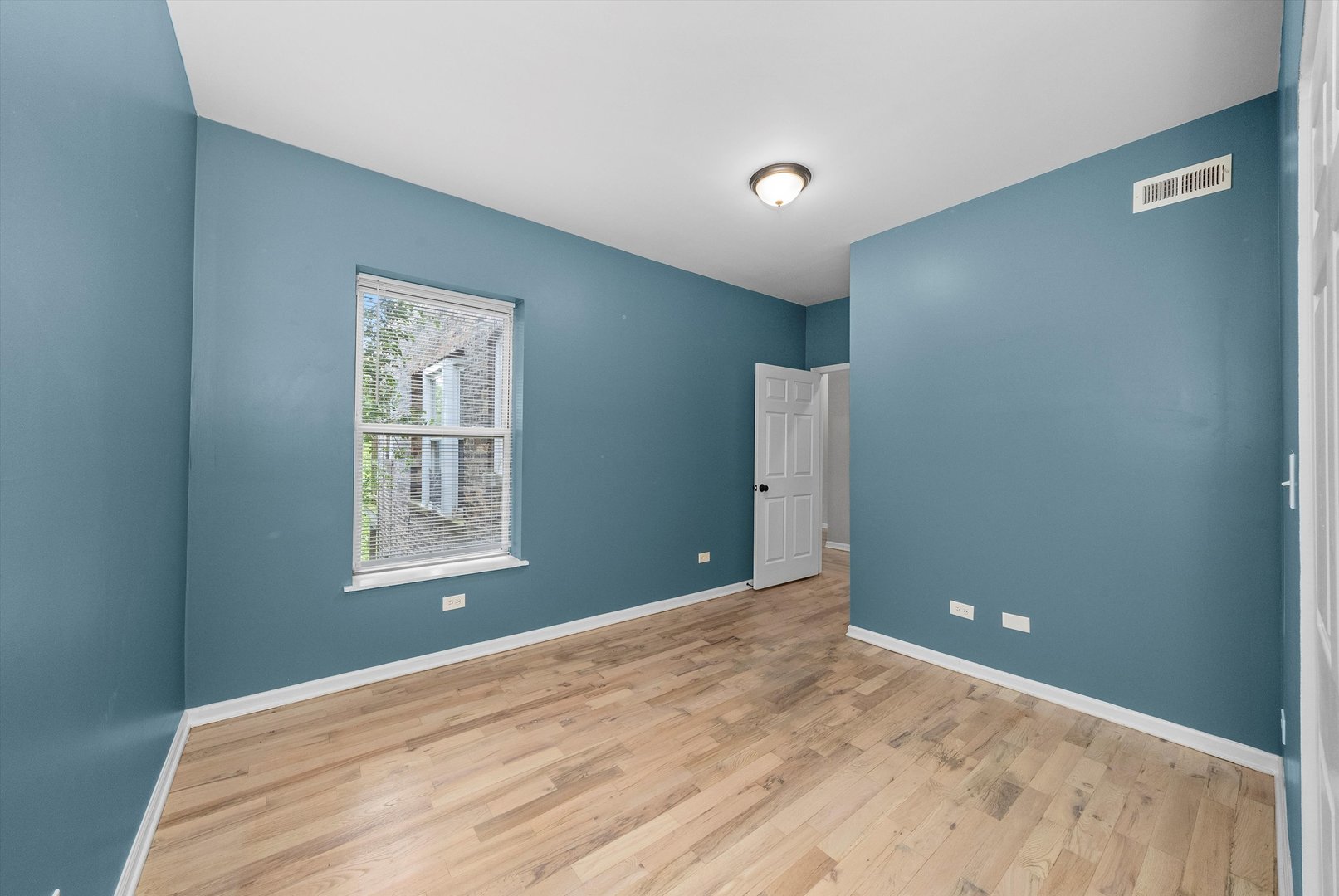 7127 South Normal Boulevard Chicago, IL 60621 - Photo 17 of 20