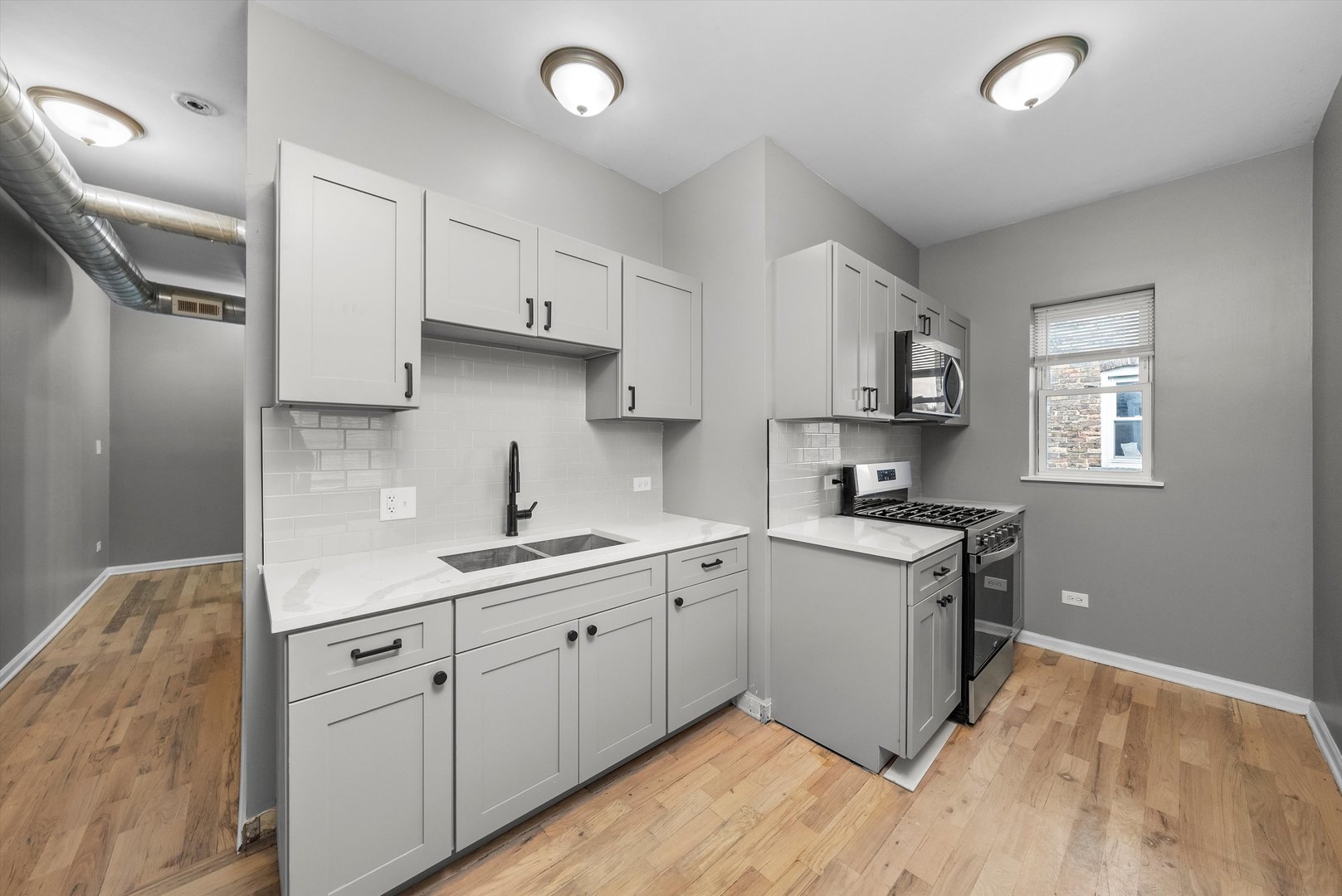 7127 South Normal Boulevard Chicago, IL 60621 - Photo 2 of 20