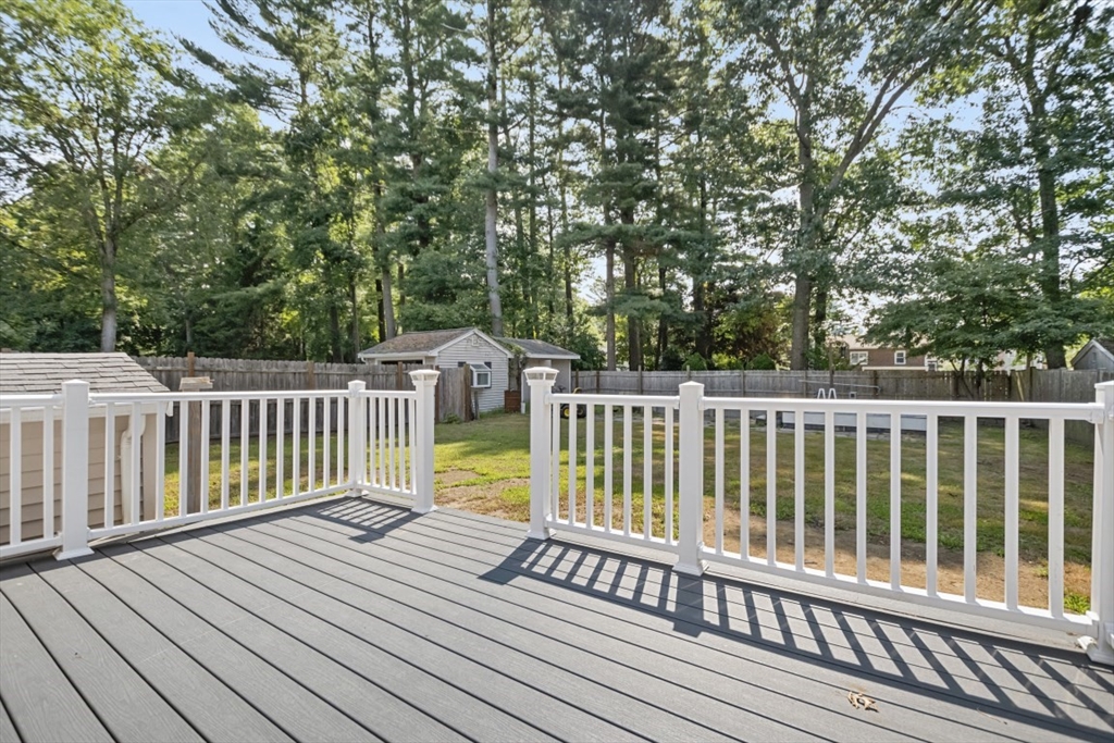 29 Madison Road Halifax, MA 02338 - Photo 14 of 18 Gallery Image 14