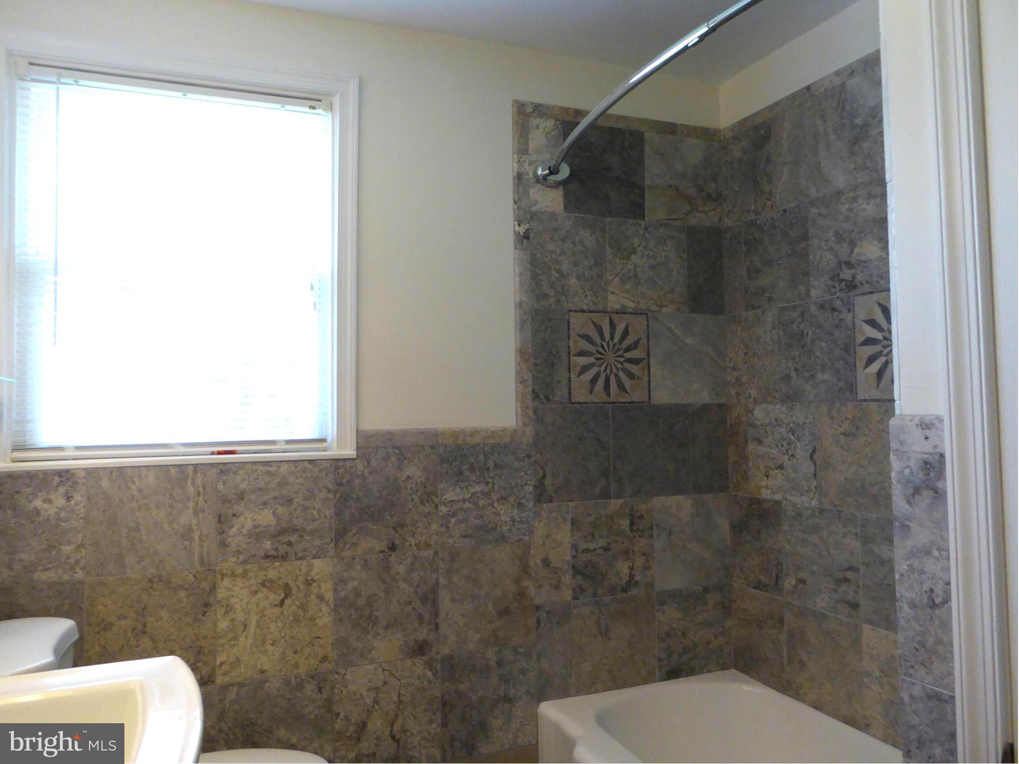 2602 East Joppa Road Baltimore, MD 21234 - Photo 11 of 28 Bath
