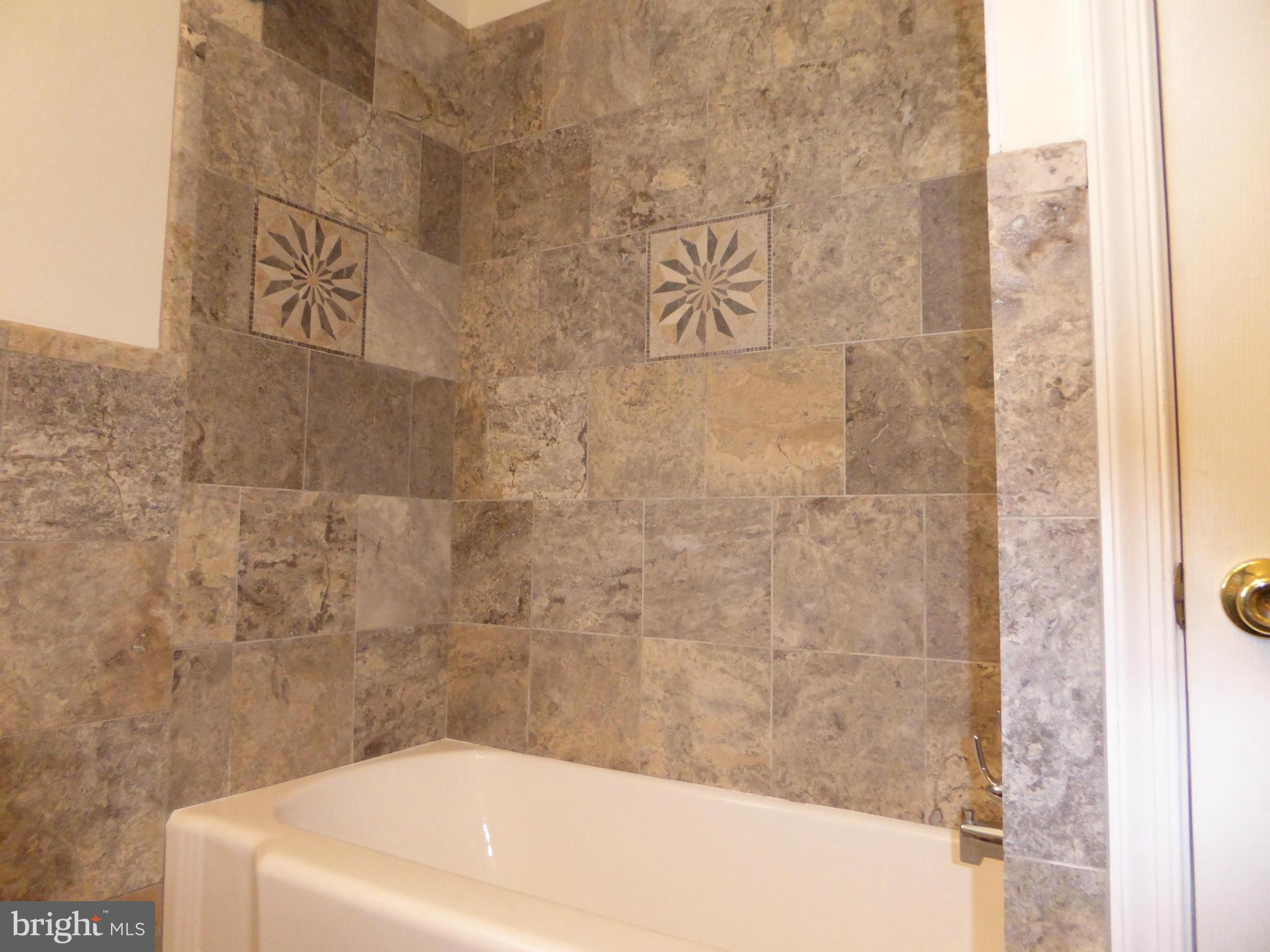 2602 East Joppa Road Baltimore, MD 21234 - Photo 12 of 28 Bath