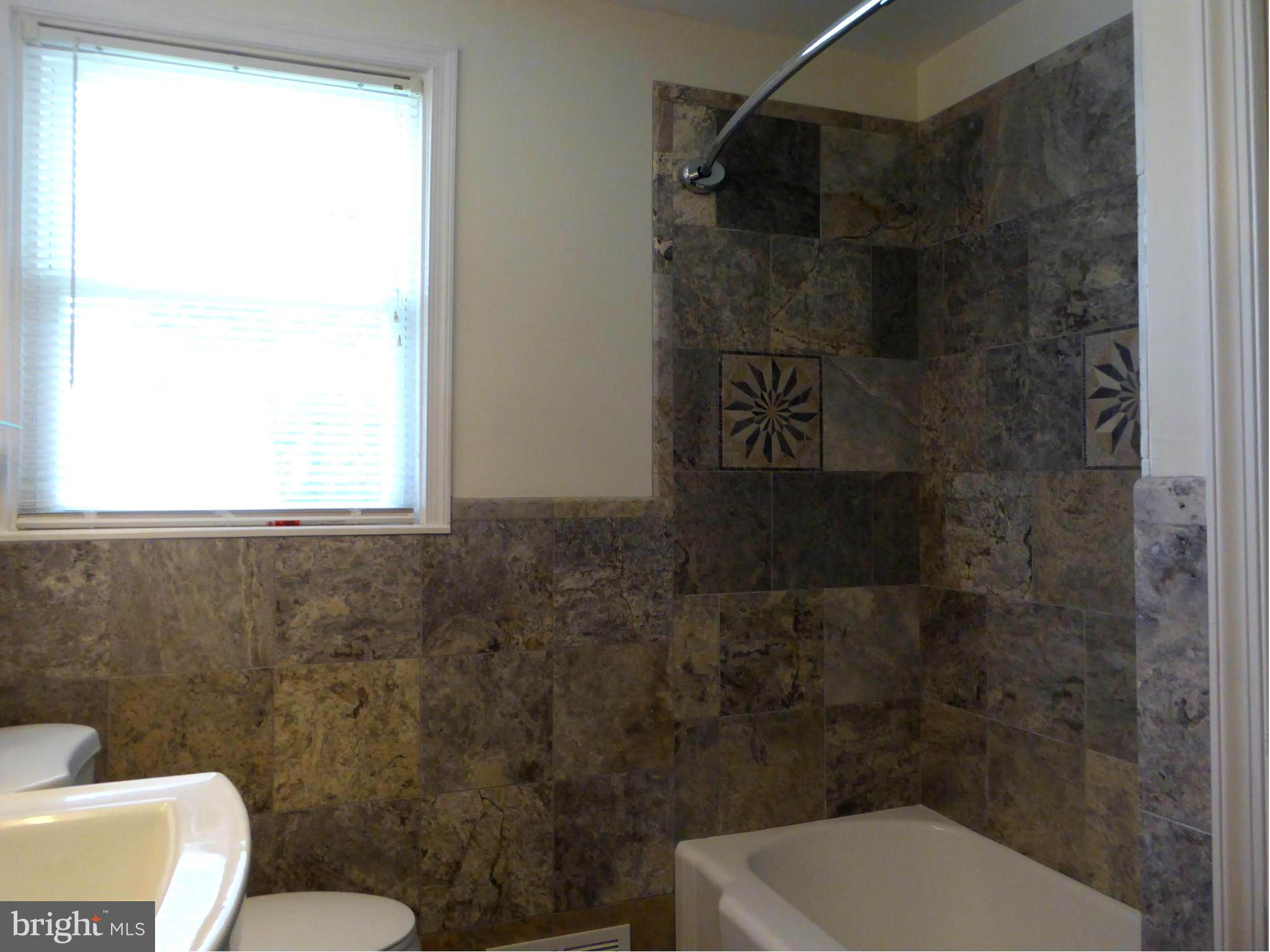 2602 East Joppa Road Baltimore, MD 21234 - Photo 13 of 28 Bath
