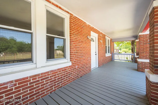 $300,000 | 104 Front Street, Kelford, NC 27847