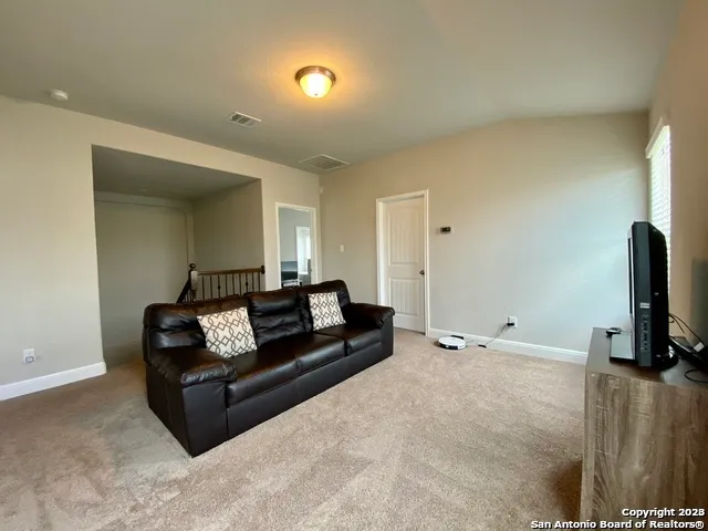 $2,195 | 6626 Willow Farm, San Antonio, TX 78249