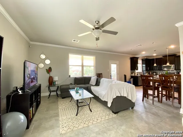 $2,195 | 6626 Willow Farm, San Antonio, TX 78249