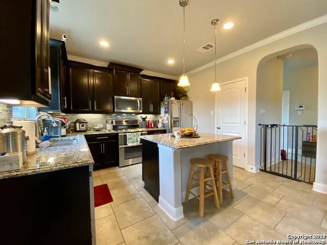 $2,195 | 6626 Willow Farm, San Antonio, TX 78249