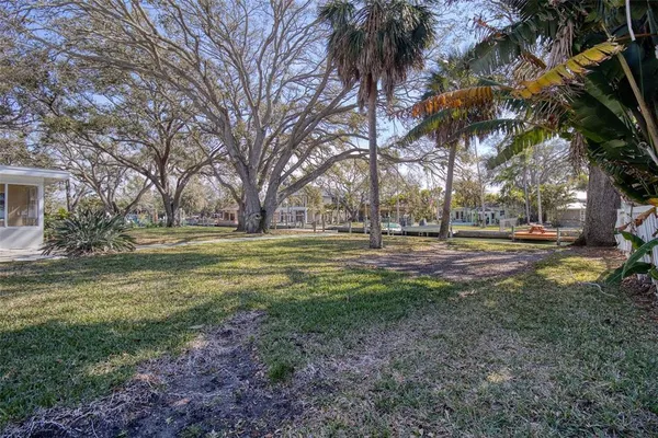 a view of outdoor space with green space