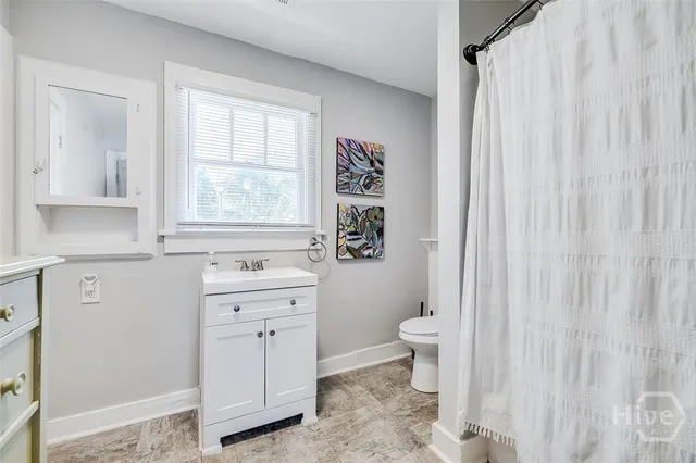 $2,000 | 1317 East 38th Street, Savannah, GA 31404