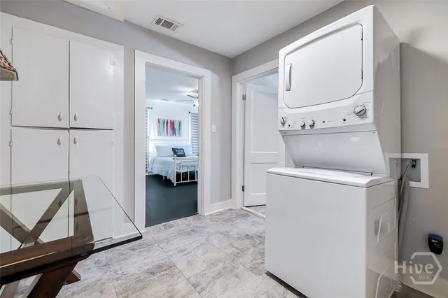 $2,000 | 1317 East 38th Street, Savannah, GA 31404