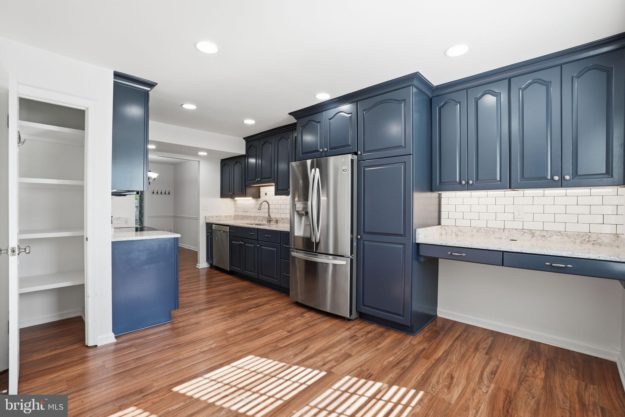6851 Brian Michael Court Springfield, VA 22153 - Photo 5 of 25