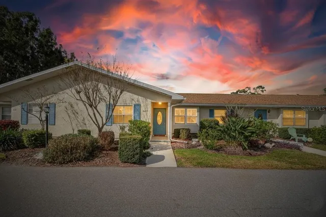 $121,000 | 413 Lake Point Court, Unit 4B, Sun City Center, FL 33573