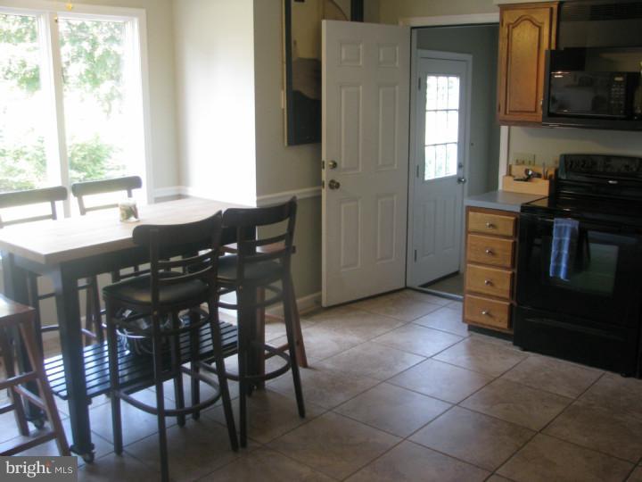 308 Jefferis Road Downingtown, PA 19335 - Photo 9 of 25 Gallery Image 9