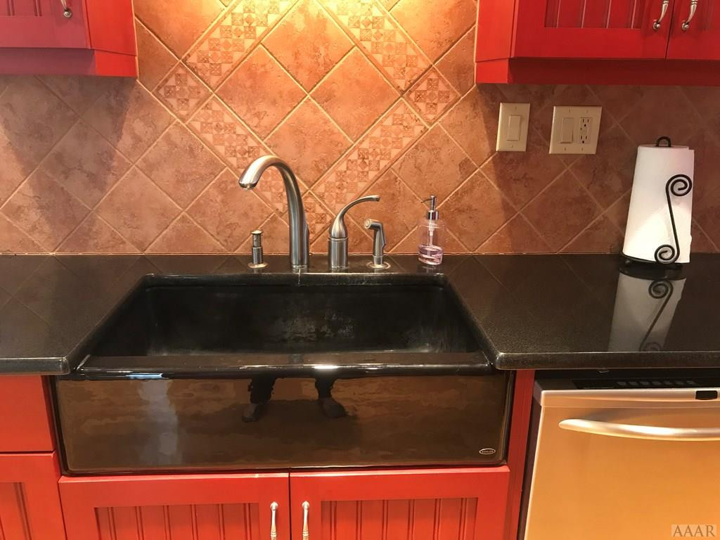 Farm sink