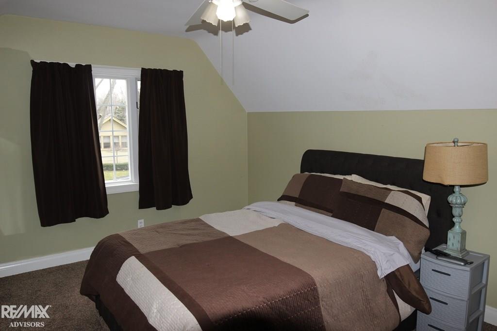 152 Riverside Drive Mount Clemens, MI 48043 - Photo 21 of 28 50030648-20.JPG
